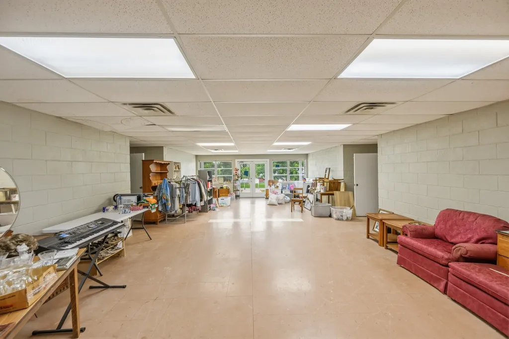 105 Kentucky Ave, S Parsons TN 38363