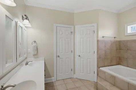 1046 Island Brook Drive Hendersonville TN 37075