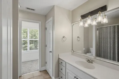 1046 Island Brook Drive Hendersonville TN 37075