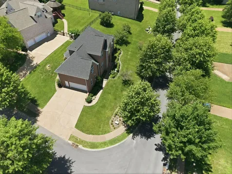 1046 Island Brook Drive Hendersonville TN 37075