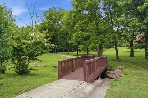 1046 Island Brook Drive Hendersonville TN 37075