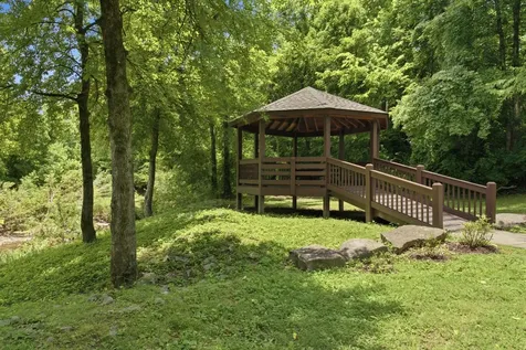 1046 Island Brook Drive Hendersonville TN 37075