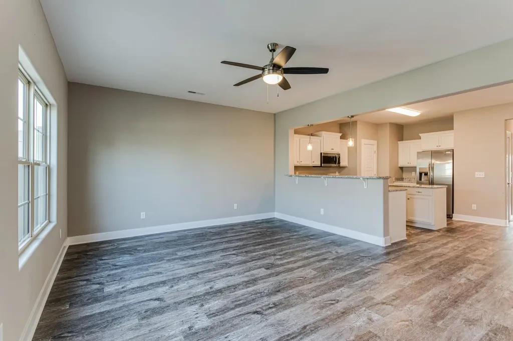 4128 Suntropic Lane Murfreesboro TN 37127
