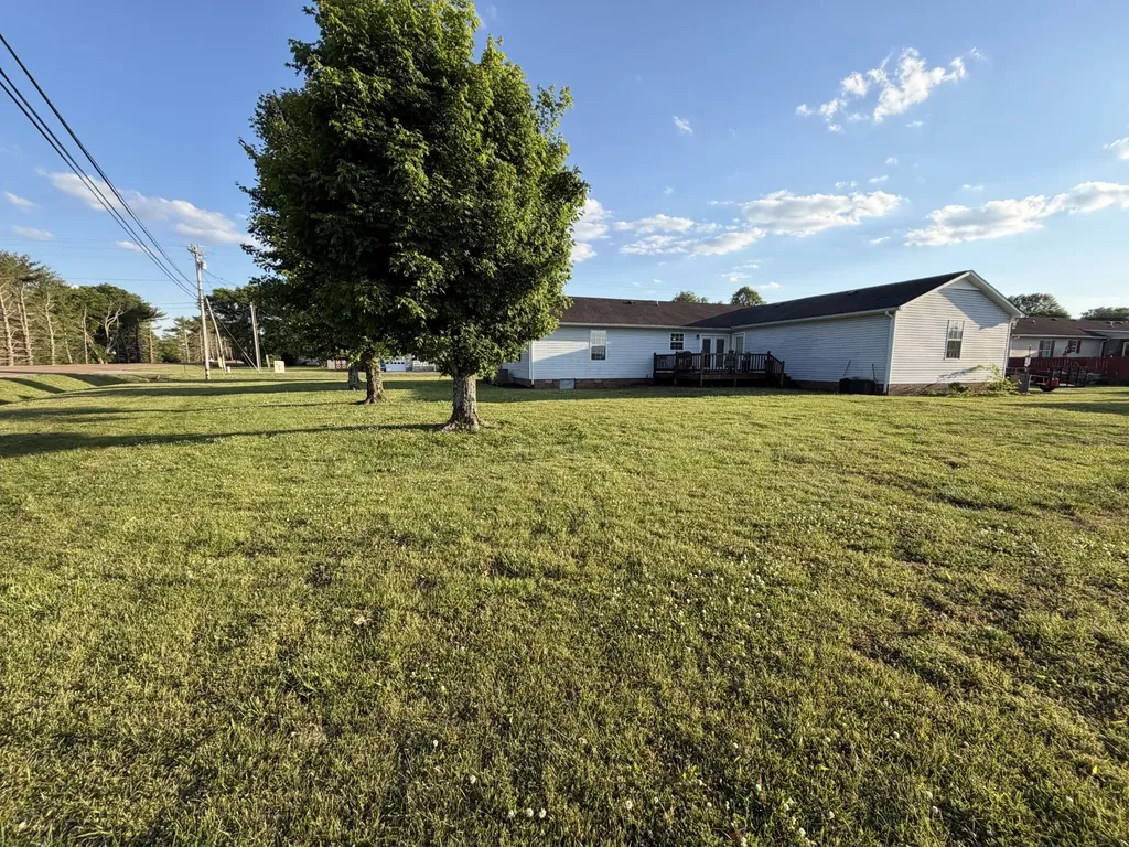 1325 Horseshoe Drive Lewisburg TN 37091