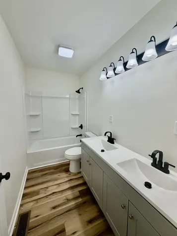 2465 Highway 43 S Leoma TN 38468