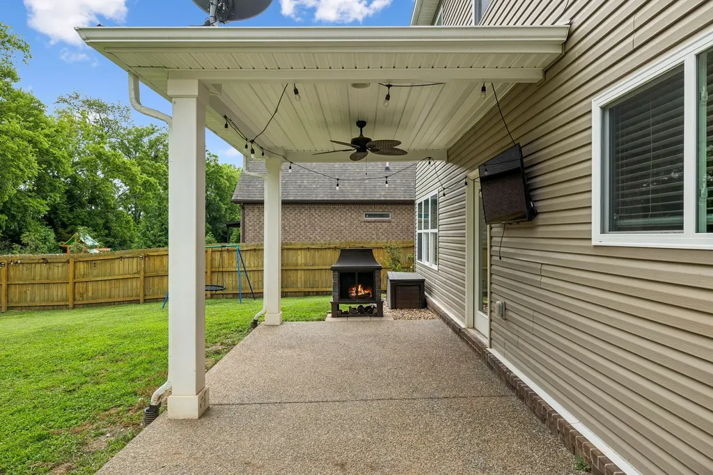1364 Wentworth Drive Gallatin TN 37066