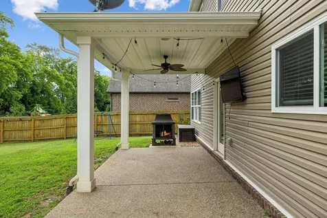 1364 Wentworth Drive Gallatin TN 37066