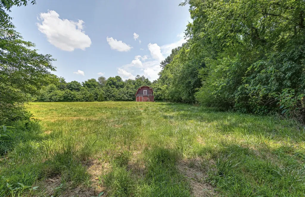 3008 Luke Moser Road Columbia TN 38401