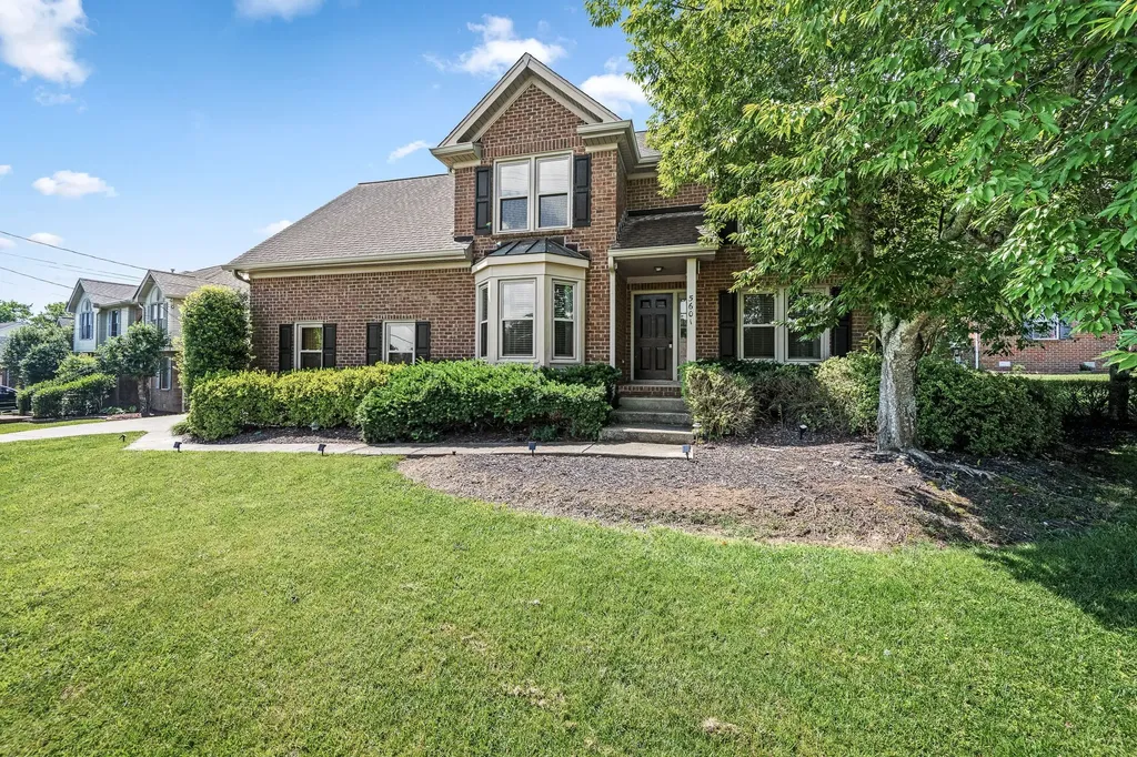 5601 Chestnutwood Trail Hermitage TN 37076