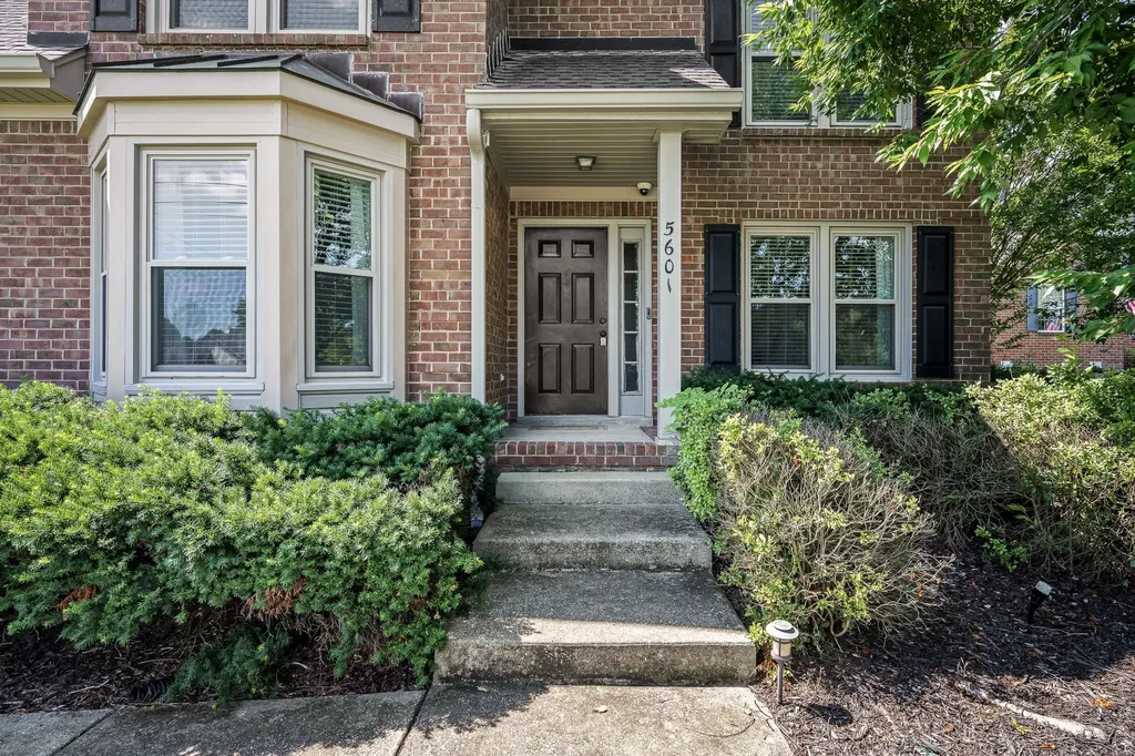 5601 Chestnutwood Trail Hermitage TN 37076