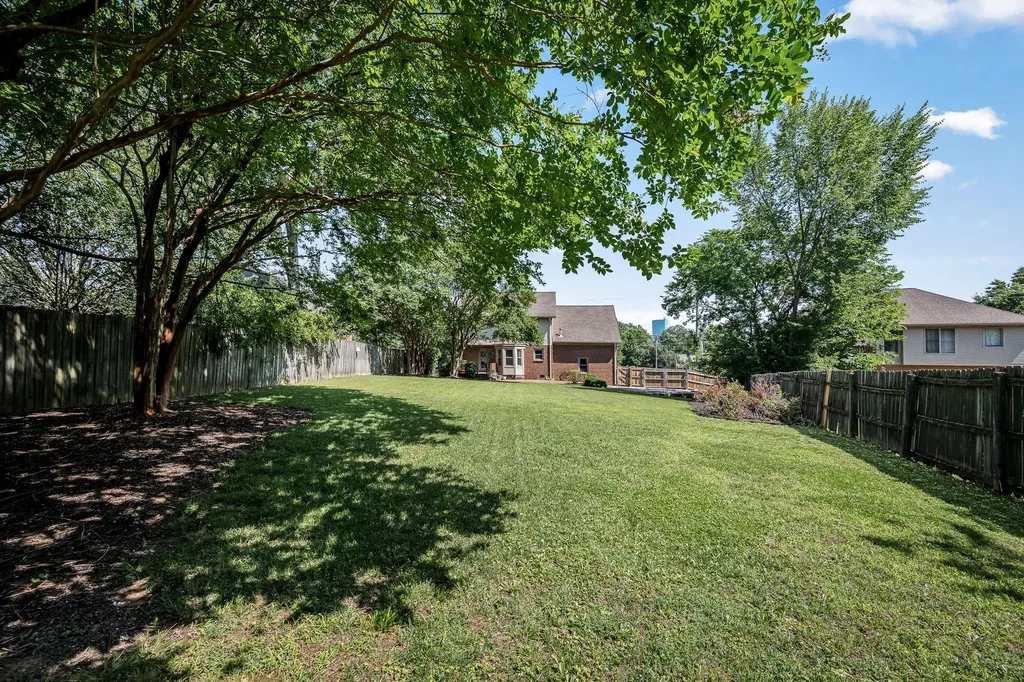 5601 Chestnutwood Trail Hermitage TN 37076
