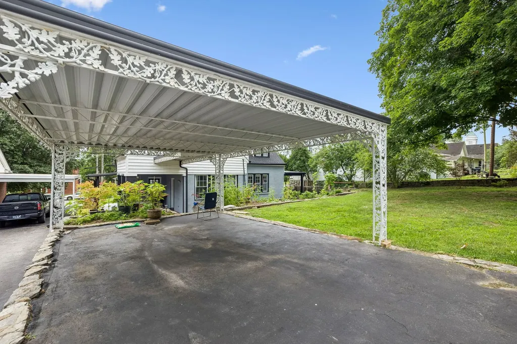 214 River Street Hartsville TN 37074