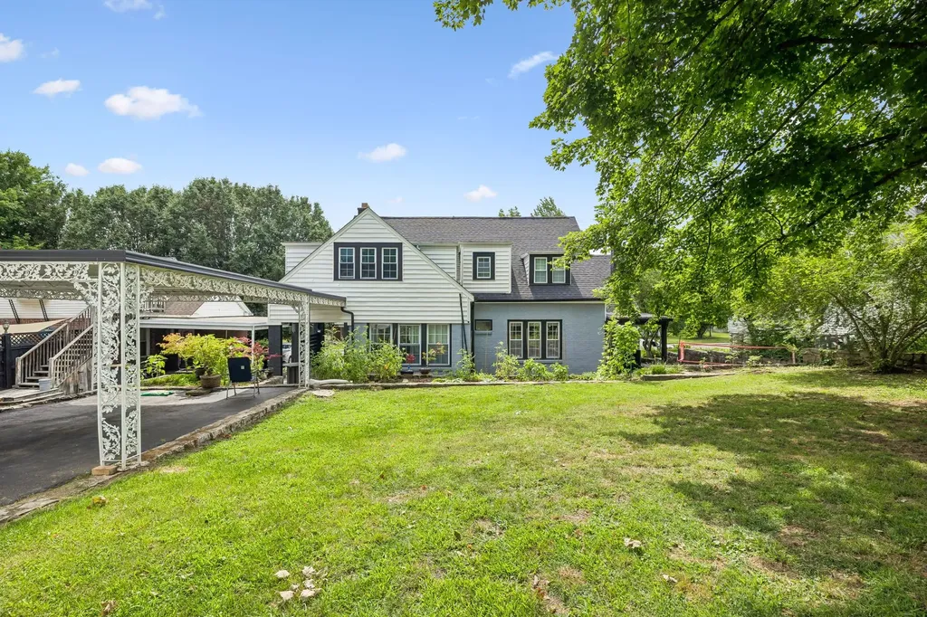 214 River Street Hartsville TN 37074
