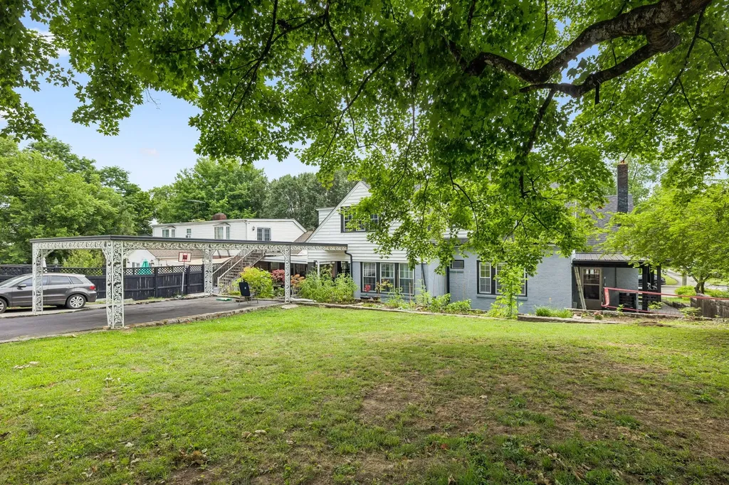 214 River Street Hartsville TN 37074