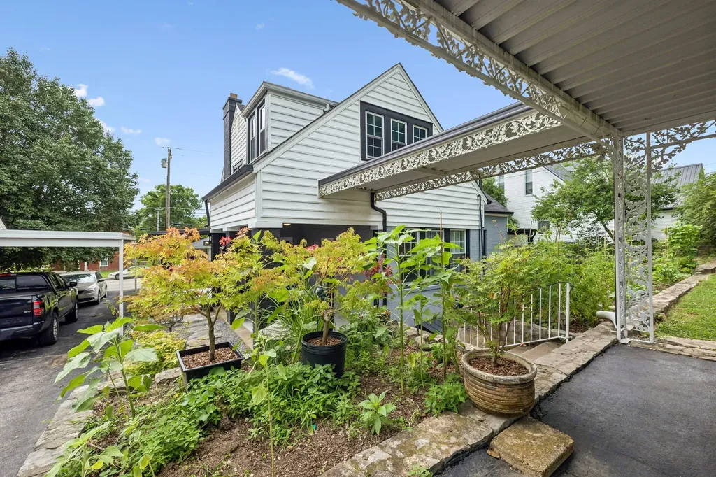 214 River Street Hartsville TN 37074