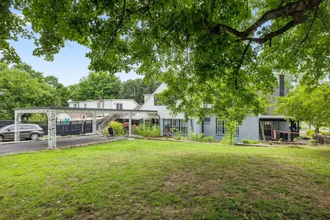 214 River Street Hartsville TN 37074