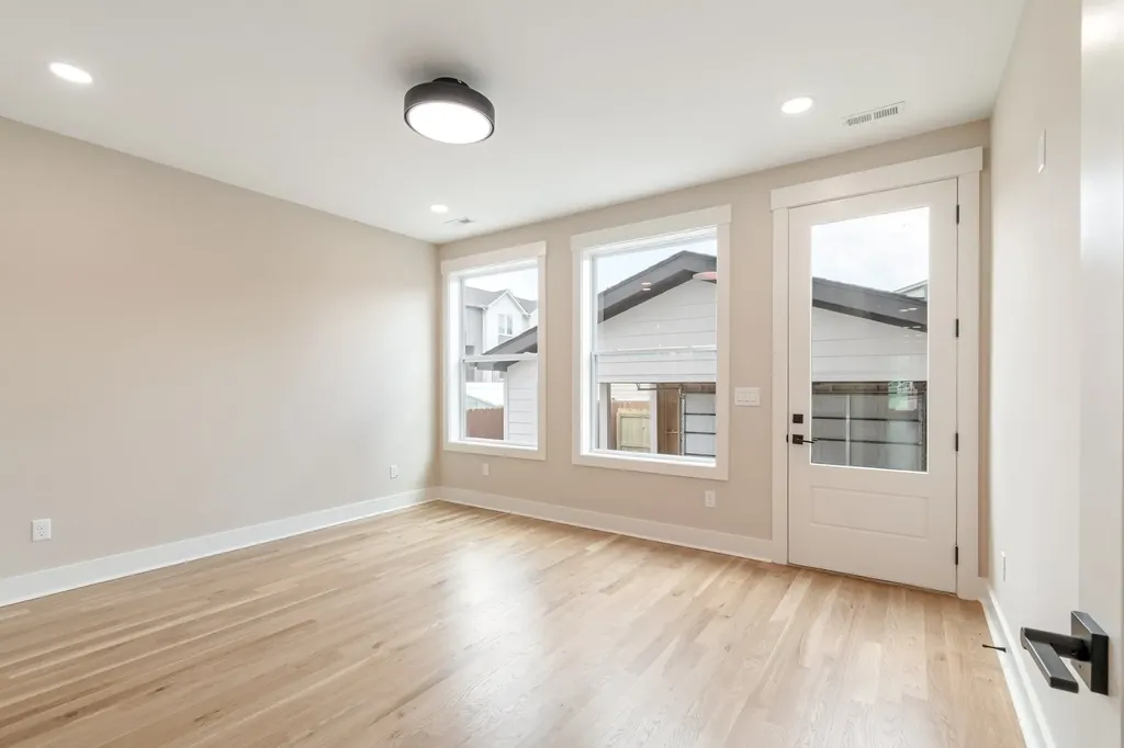 1726B Simpkins Street Nashville TN 37208