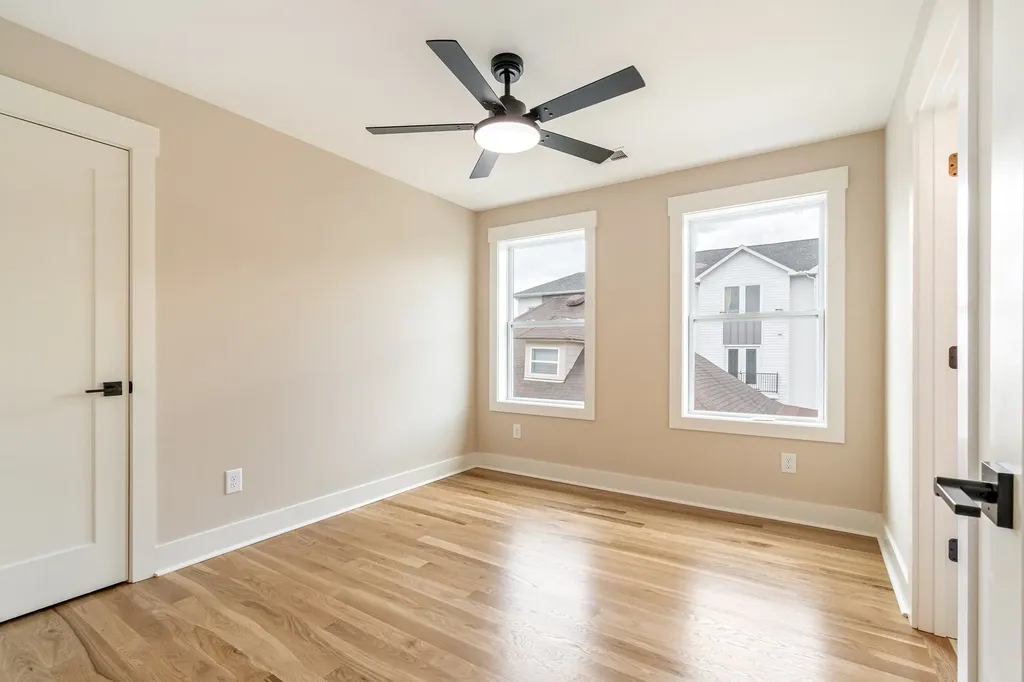 1726B Simpkins Street Nashville TN 37208