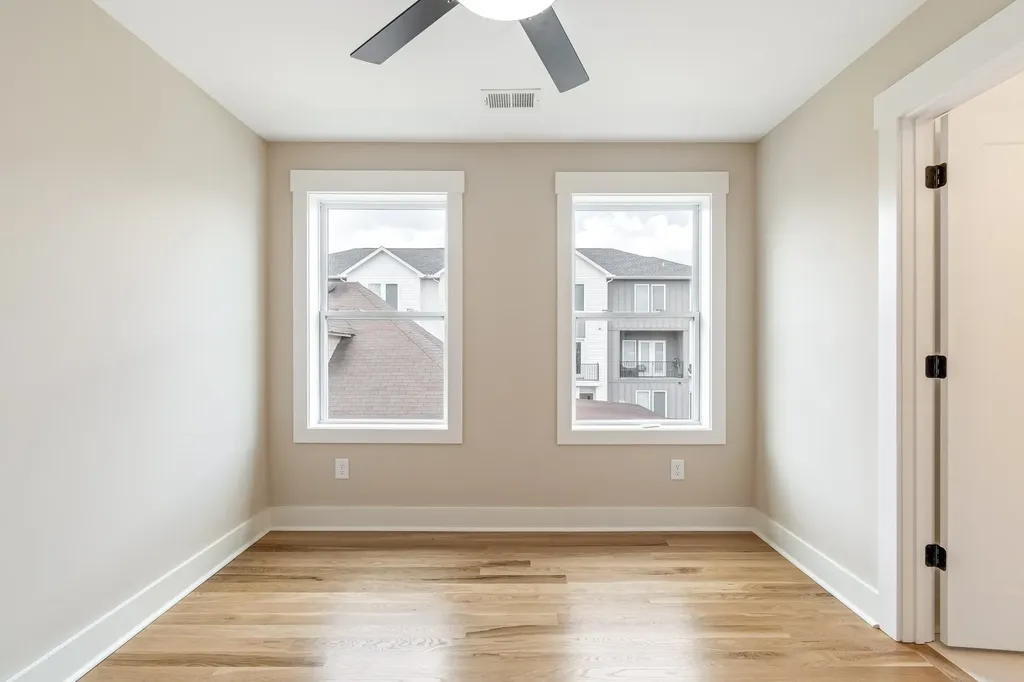 1726B Simpkins Street Nashville TN 37208