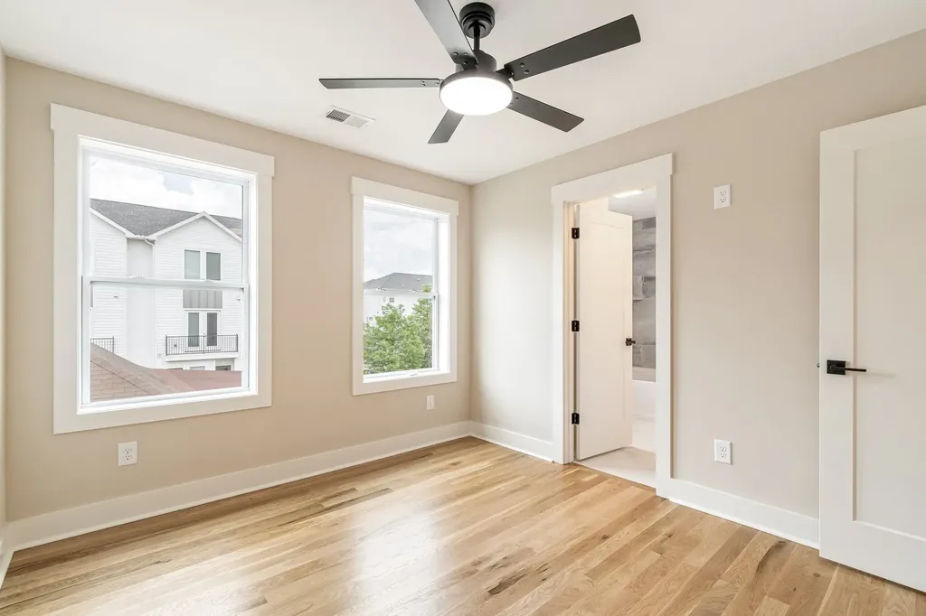 1726B Simpkins Street Nashville TN 37208