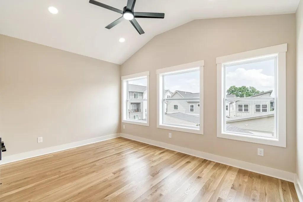 1726B Simpkins Street Nashville TN 37208