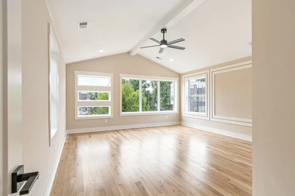 1726B Simpkins Street Nashville TN 37208