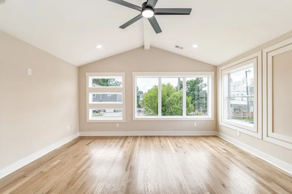 1726B Simpkins Street Nashville TN 37208