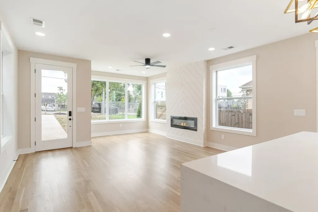 1726B Simpkins Street Nashville TN 37208
