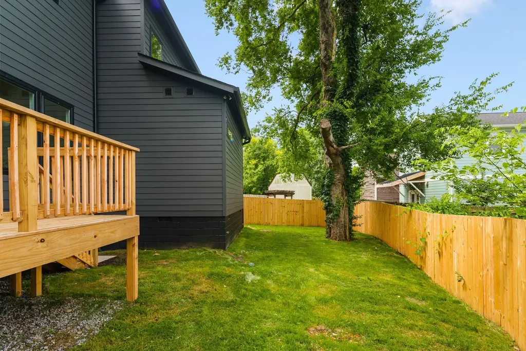 635B Freedom Place Nashville TN 37209