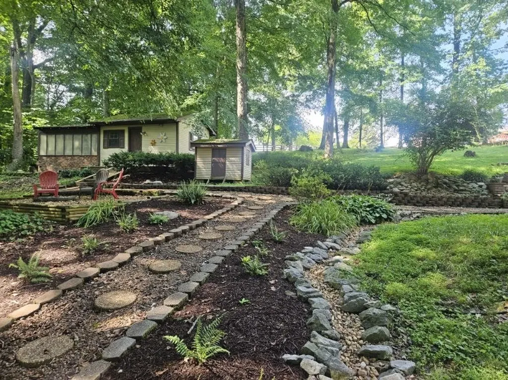4849 Kinneys School Road Springfield TN 37172