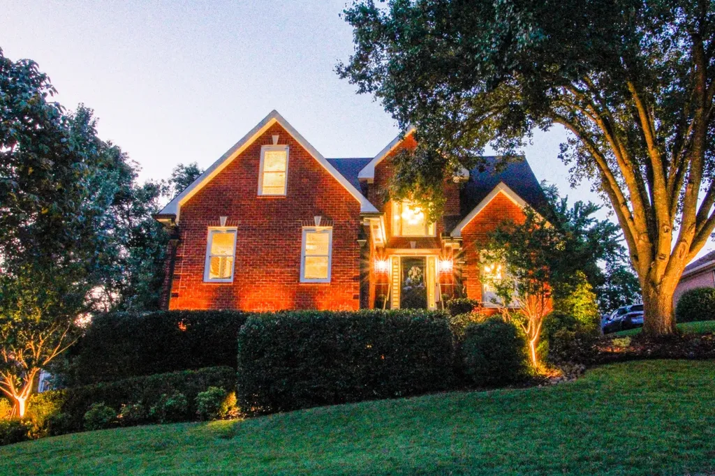 7229 River Bend Road Nashville TN 37221