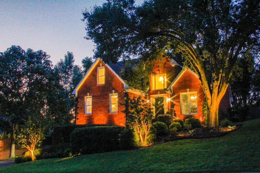 7229 River Bend Road Nashville TN 37221