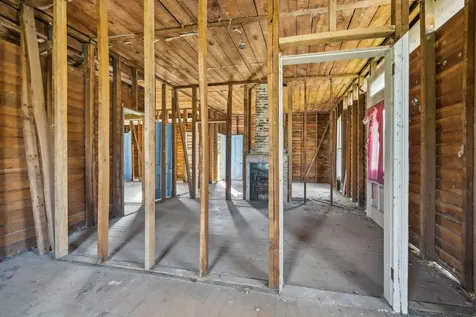 4103 Hampshire Pike Hampshire TN 38461