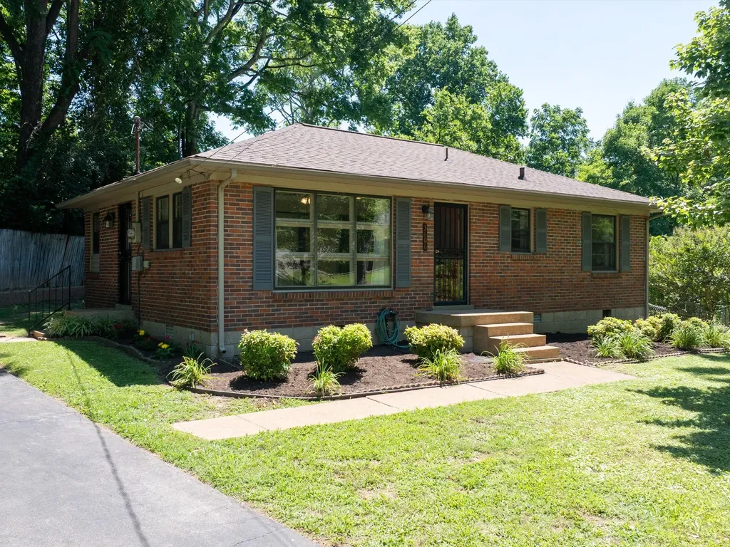 3600 Hewlett Court Nashville TN 37211