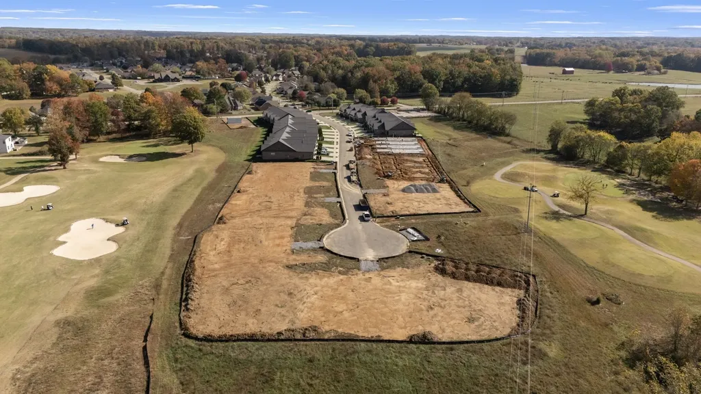 464 W Foxrun Springfield TN 37172