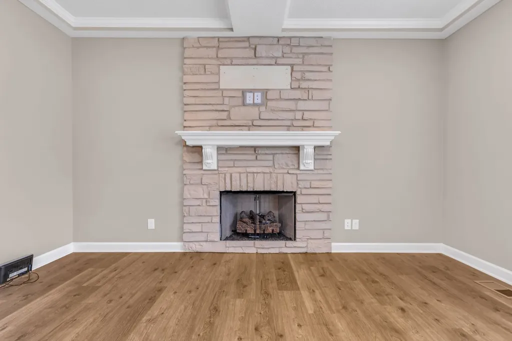 415 Glenstone Springs Drive Clarksville TN 37043