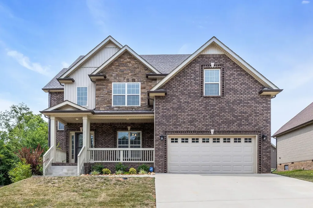 415 Glenstone Springs Drive Clarksville TN 37043