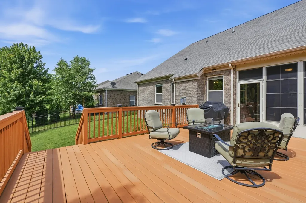 8003 Forest Hills Drive Spring Hill TN 37174