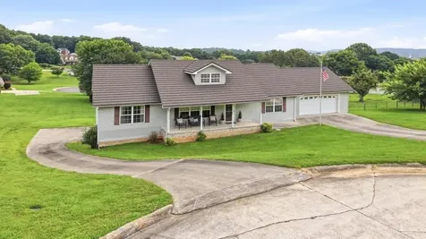 204 Rosewood Drive, NE Cleveland TN 37312