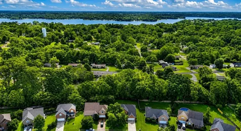 158 Walton Trce, S Hendersonville TN 37075