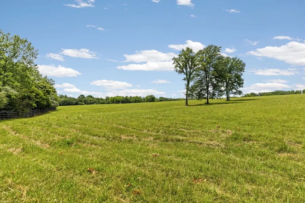 4284 Central Valley Road Murfreesboro TN 37129