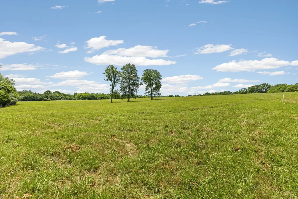 4284 Central Valley Road Murfreesboro TN 37129