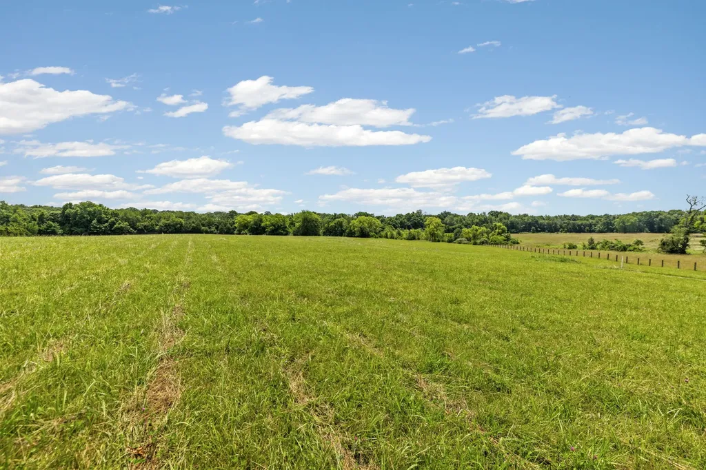 4284 Central Valley Road Murfreesboro TN 37129