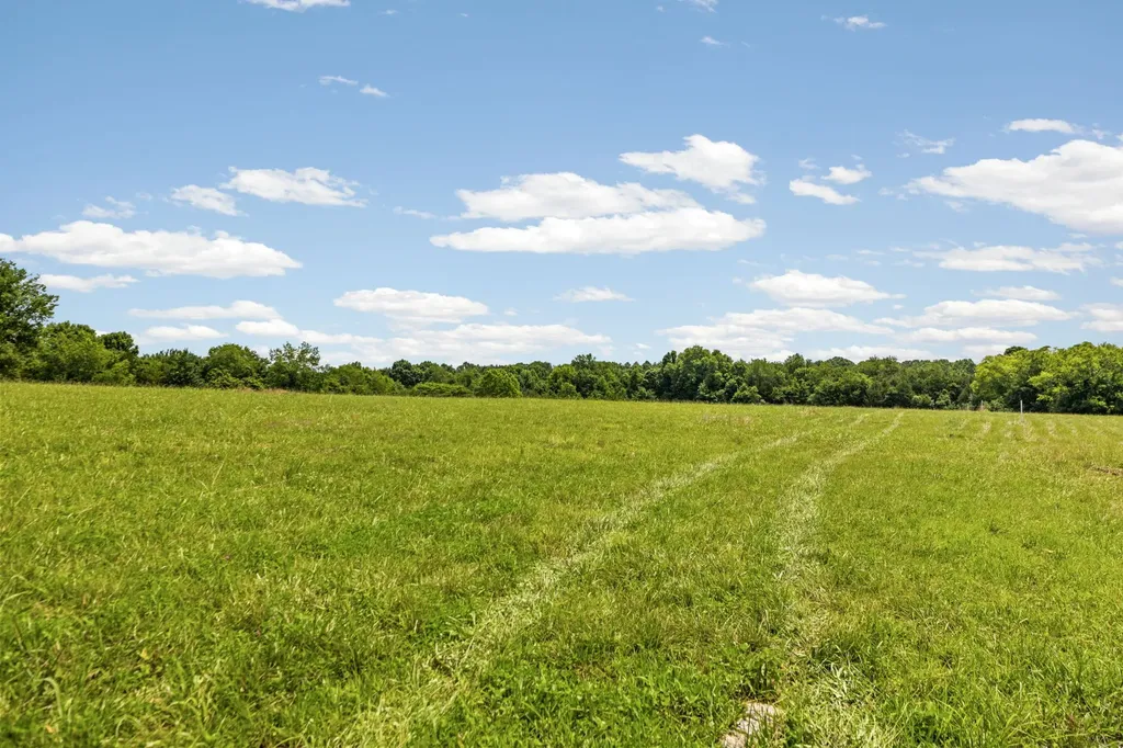 4284 Central Valley Road Murfreesboro TN 37129