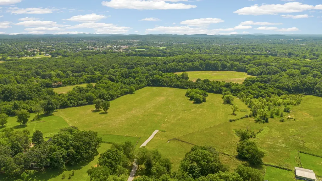 4284 Central Valley Road Murfreesboro TN 37129