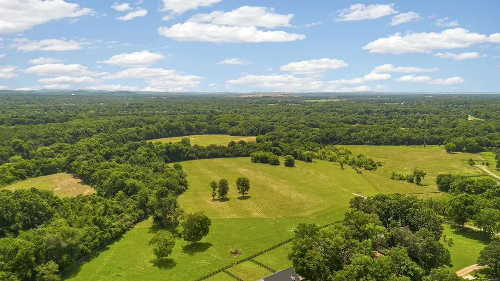 4284 Central Valley Road Murfreesboro TN 37129