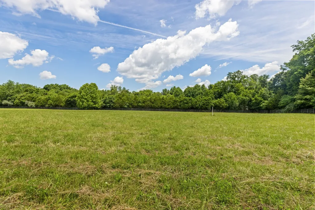4284 Central Valley Road Murfreesboro TN 37129