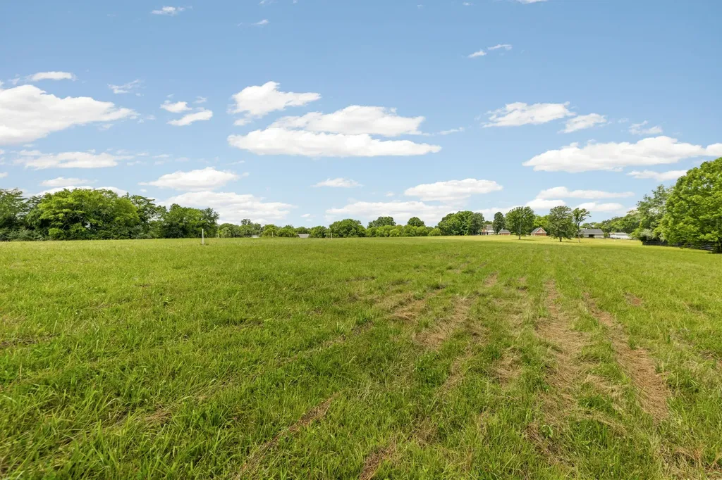 4284 Central Valley Road Murfreesboro TN 37129