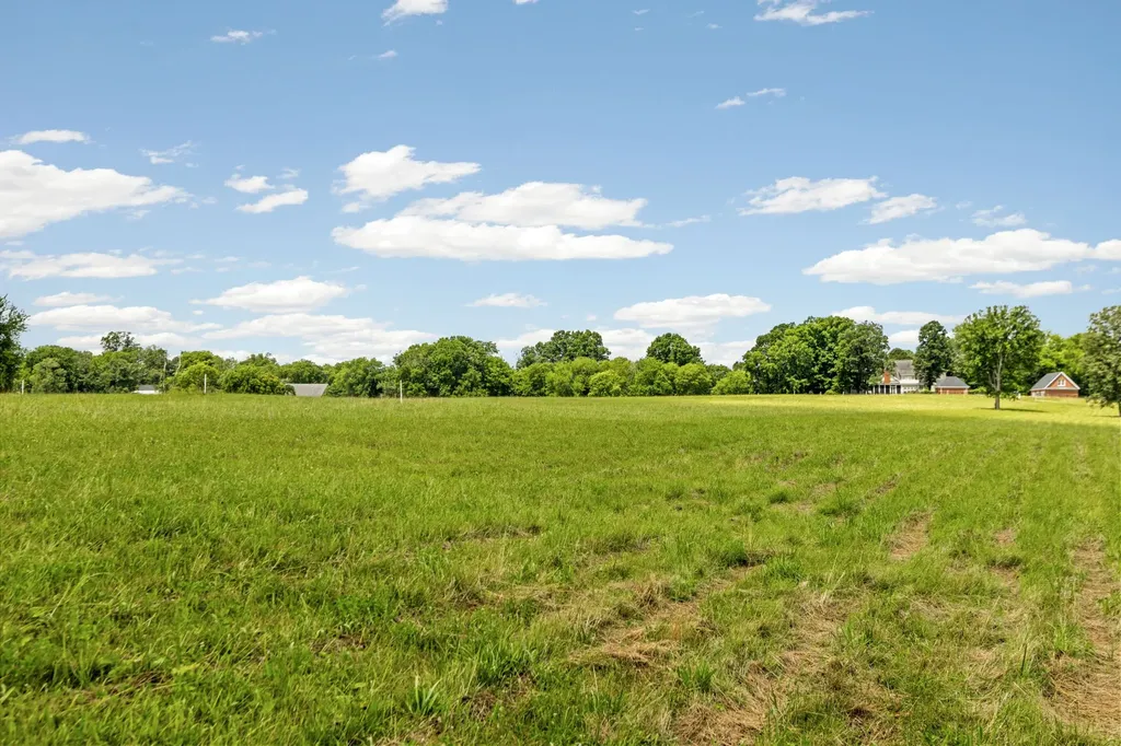 4284 Central Valley Road Murfreesboro TN 37129