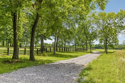 4284 Central Valley Road Murfreesboro TN 37129